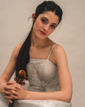 María Dueñas Instagram - Greetings from Japan, where I’m preparing for the Nippon Music Foundation’s 50 Years Anniversary tour! It is thanks to their generous support that I get to play on my wonderful Stradivarius, so I feel very honored to celebrate this milestone with them🏆 it is with a heavy heart that I have to announce the cancellation of the first concert in Osaka due to the typhoon. I hope everyone is safe and hopefully you can join us in Tokyo, on September 3rd and 7th🎻