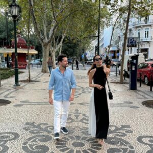 Maria João Bastos Instagram - Fomos à avenida mais bonita de Lisboa para celebrar o meu querido amigo do coração! 
Parabéns meu querido Luís!! Que venham mais 20 anos a comemorar a vida juntos!
Love you both @luisgomes @ricardodevilhena