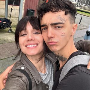 Mariela Garriga Instagram - That’s another wrap for me this year. What to say about this project? I don’t feel like I worked this entire month on the movie @laregladeosha_film because the entire team, both in front of and behind the camera, made this time on set feel like a dream—a sweet game where we were all players. We became a very close family in such a short time! This is why I love making films; we come together to create something special and original for the audience to enjoy afterward. Thank you to all of you who supported me this month and welcomed me into the Osha family with open arms. I love you all, and you’ll be forever in my heart. I hope our paths cross again. See you at the premiere. Big hug. Mariela/Belén 💕🎉🎬 Eskerrik asko
#bilbaocity #moviemaking #laregladeosha