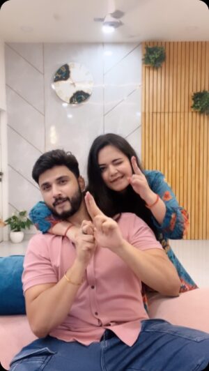 Marina Abraham Instagram - ✨ Just vibing together 💫 

#goodvibesonly #positiveenergy #couplegoals #creatingmemories #vibing #trendingnow #trendingreels #husbandandwife #couplereels #trendingaudio