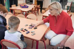Marine Le Pen Instagram - Très belle rentrée à tous !
