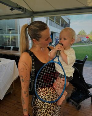 Markéta Vondroušová Instagram - all good✨🖇️🧸🧿🌿