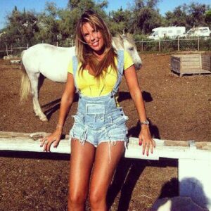 Marlène Duval Instagram - #tournage #videoclip #gypsi