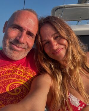 Martina Klein Instagram - Ha sido rico, divertido, purificador y necesario. Vuelvo feliz y con las pilas puestas. Gracias a las personas y a los lugres que habéis formado este “collage” veraniego. 
🌊🦎🐠🤿📷🍅⛱️👙🐚💕🦞🌅🕶️
