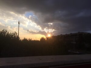 Maryam Boubani Instagram - #برسرگرفته ایم وسبکبار می رویم،
کوه غمی که پشت فلک را شکسته است.