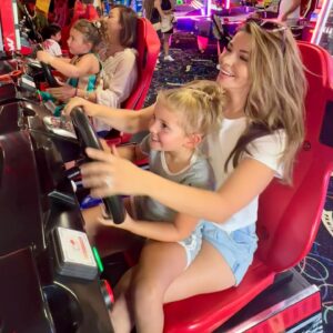 Masiela Lusha Instagram - Fast cars 💥 and jazz hands 👐