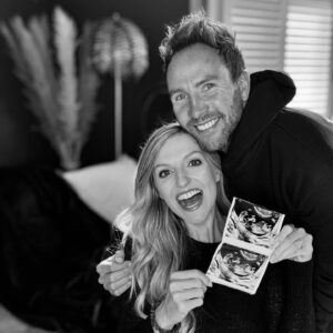 Maude Hirst Instagram - 🐤WE HAVE NEWS🐤

To finish the best 2 weeks of my life we have some BIG NEWS that we‘ve been dying to share with you all. 

After 3 hard rounds of IVF we are so excited to announce that we are PREGNANT. Baby Laws expected March 2025 🥳

It’s been such a journey to get here, which makes it feel even more special to be where we are today. For anyone currently going through IVF or any fertility journey, I know how tough it is and I’m hoping this is a message of hope for you. 

This has truly been the wildest 2 weeks of my life, our wedding, card launch, hosting a retreat, 2 big work events and a little baby to top it all off. I am one happy & sleepy woman. Thank you all for being a part of this journey with us.

Sending love to you all from the three of us @tlaws87 💜

#babyannouncement #pregnant #bignews #happiestweekofmylife