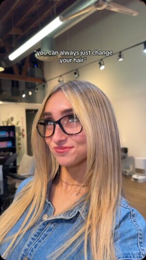 McKenzi Brooke Instagram - My intrusive thoughts took over😱 | 💇‍♀️:@ikonbh #hairdye #blonde #hair #hairtransformation