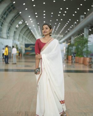 Meera Anil Instagram - Onam @thiruvananthapuramairport 
Pic @neeraj_m_chandran