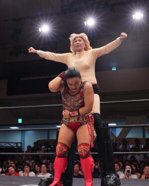 Meiko Satomura Instagram - 里村明衣子vs シン・高山善廣
途中、高山さんが乗り移っているんじゃないかと勘違いする場面が！
引退発表後、初の試合が広田さくらとのシングルマッチ。
ガイアから幾度と重ねてきた広田さくらとの試合。
28年の時を経て、お互い進化していると実感‼️
会場が沸きに沸きました🔥
控室戻った後は私が泣いてしまいました。広田にいつも支えてもらってる。
まだまだ広田と闘いたい。
ありがとうございました。

TAKAYAMANIA EMPIRE 3
日時：2024.9.3（火）
会場：後楽園ホール
#takayamania #SENJO #後楽園ホール