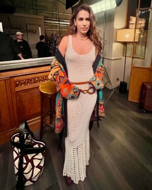 Melia Kreiling Instagram - A little #bts because only #emilyinparis and @marylin.fitoussi could sashay me into crochet 🥰 and I darn well loved it too ♥️ @emilyinparis #sofiasideris