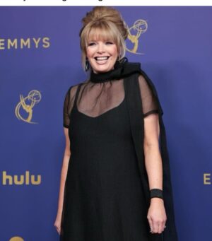Melissa Peterman Instagram - So much to say and still taking it all in, but before I over share and post. I want to thank my glam stan Deanna who made me feel like Bridgette Bardot! Deanna gave me the face, the hair, kept me hydrated, calm and always ready! Thank you! I love you.  Emmy's Hair: @makeupordye  Emmy's Makeup: @makeupordye  #emmys2024
#makeupartist #hairstylist