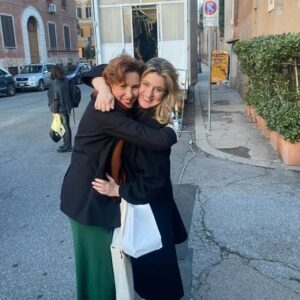 Michela Giraud Instagram - #Flaminia è tra i film più visti su @primevideoit @nowtvit e @skyitalia

Grazie da tutti noi ❤️

Grazie a @thefrancescomarioni @marcovicari Greta Scicchitano con cui ho scritto il film