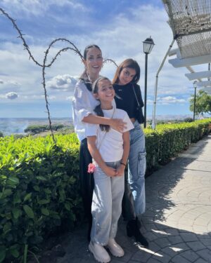 Michela Quattrociocche Instagram - Sunday in family 💖 tanti auguri nonna 🎂👵🏻❤️