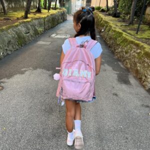 Michela Quattrociocche Instagram - Foto di rito primo giorno di scuola ❤️🥹 le cose che non mi perderei mai per niente al mondo ❤️❤️❤️