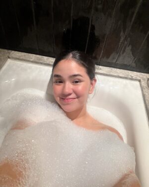 Mikee Quintos Instagram - turista pics! 🇸🇬