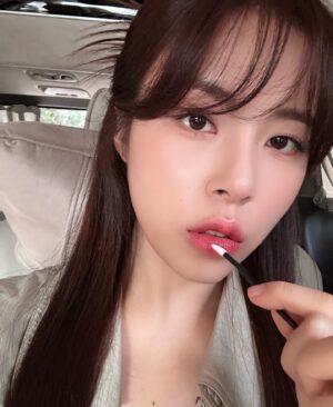 Min Do-hee Instagram - 오랜만에 패션위크🩵
@liecollection_  @chungchunglie  초대 감사합니다🙌🏻