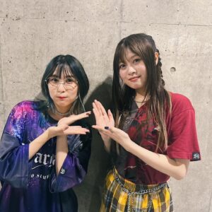 MindaRyn Instagram - #MindaRynアニサマメモリー

今年は『Animelo Summer Live 2024 -Stargazer-』に出演もできて、最高のライブも三日間楽しめて、本当に忘れられないすごい夏になりました！😊
先輩の皆さんといっぱい写真撮れさせていただきました！📸

撮れなかった方もいるのですが、本当に最高のアーティストのみなさんと #アニサマ ご一緒できてとっても光栄です！

アニソンの世界は最高すぎる！と思った！
この世界にMindaRynが存在できて嬉しい！

これからも先輩のみんなから頂いたPASSIONを大事にして前に進みます！🔥

—————————

This year, I had the amazing opportunity to perform at ”Animelo Summer Live 2024 -Stargazer-“ and enjoyed three incredible days of unforgettable concerts! It truly became an extraordinary summer that I’ll never forget!😊

I was lucky enough to take lots of photos with many Sempai!📸

Although there were some I couldn’t get the chance to ask them for photo, but it was such an honor to share the stage with so many amazing artists at #AniSama!

The world of anime songs is just too awesome! I‘m so happy that MindaRyn can be a part of it!

I’ll keep moving forward, cherishing the PASSION I received from all the Senpai! 🔥

—————————

หน้าร้อนปีนี้ งาน「Animelo Summer Live 2024 -Stargazer-」ปีนี้ นอกจากจะได้ไปชมไลฟ์ทั้ง 3 วันแล้ว MibdaRyn เองก็ได้เป็นส่วนหนึ่งของงาน ในฐานะศิลปินในวันที่ 1 ด้วยค่ะ!
เป็นความทรงจำที่จะไม่มีวันลืมเลย😊

มีโอกาสได้ถ่ายรูปกับรุ่นพี่หลายคน ที่เป็นไลน์อัฟในวันเดียวกันหลายคนเลย📸

มีบางคนที่หาโอกาสเข้าไปขอถ่ายไม่ได้ แอบเสียดาย แต่ศิลปินทุกๆ คนที่มาในงานสุดยอดมากจริงๆ ค่ะ ดีใจมากๆ ที่ได้เจอกันงาน #อานิซามะครั้งนี้

ยิ่งตอกย้ำความรู้สึกที่ว่า โลกของอานิซอง เต็มไปด้วยคนที่สุดยอดมากๆ ดีใจมากๆ ที่ MindaRyn ในเป็นส่วนหนึ่งในวงการที่สุดยอดนี้

หลังจากนี้มายด์ก็จะเก็บเอา PASSION ที่ได้รับจากรุ่นพี่ทุกๆ คน และก้าวต่อไปข้างหน้าค่ะ🔥