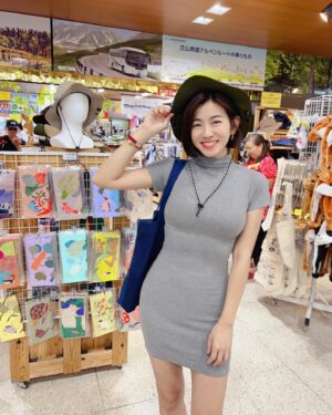 Mini Chao Instagram - 最近想出門走走 我需要充電🪫
我好喜歡跟家人旅遊⋯～🫶🏻🫶🏻

📷：黃玲玲小姐