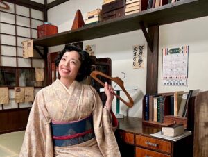 Misato Morita Instagram - 今週もありがとうございました
新猪爪家をよろしくお願いします🐅
こちらは初めて開く六法全書と直人のハンガー
#虎に翼
#直人と直治の部屋
#ぐるぐるパーマメント花江