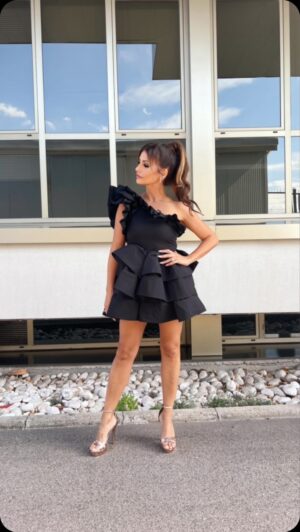Mónica Cruz Instagram - @zapeando @raulruda @celiabdesigner 😍