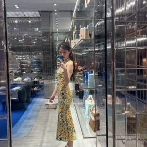 Moon Joo-yeon Instagram - 여름여름한 지금현대 마르니 on youtube🌿💃
The hyundai Marni film on youtube
