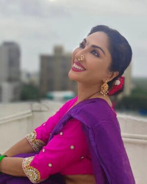 Mouli Ganguly Instagram - Festive mode ❤️
.
#ganapatibappamorya
#ganapatibappamorya🙏