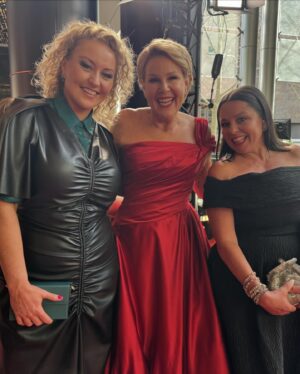 Myf Warhurst Instagram - Glam squad at last night’s Logies. So many lovely faces. A joy to be there as @zanrowe’s emotional support animal for her first Logie nom for Take 5. Felt glorious in my @rebeccavallance frock that didn’t require any ironing or a bra (win) and let’s take a moment for my fabulous vintage jewels from @johannajohnsonofficial and makeup by @belinda.l.weber. Adored it all. Didn’t slip over. Feel very old today. The end. Thanks ABC TV for the invite ❤️