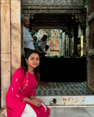 Nabanita Das Instagram - Last month’s stories..
#tajmahal #agrafort #fatehpursikri