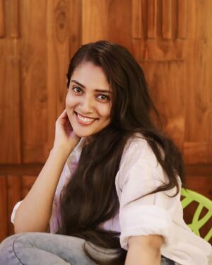 Nandana Rajan Instagram - 🤍🤍
.
.
.
PC : @amal_ranjan 

#dont #sit #idle #home #post #some #pictures