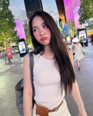 Narilya Gulmongkolpech Instagram - 🪐🌝