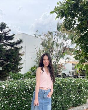 Narilya Gulmongkolpech Instagram - Happier with sunset🌅🫧💓