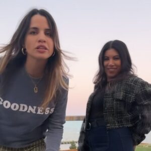 Natalie Morales Instagram - If you’re lucky in life you go to a sub par theatre school and make above par lifelong friends. And if you’re really lucky you get to go see @incubusofficial side stage 20 years after you first roamed the streets of Miami together blasting them in your car. 💓💓💓💓