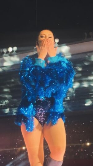 Natalie Peterson Instagram - As I continue to process the last 4 months of my life I wanted to take a moment to say thank you to ALL of you. This fan base has been so welcoming and supportive beyond my wildest dreams. I see your comments, your stories, your mashups, your messages, I see all of it and it has made me feel so loved and appreciated. I am so grateful for this growing community and can’t wait to continue to share my journey with you. Thank you 🤍

#tstheerastour #erastourdancers #thankyou #grateful  #dancer