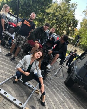 Nataliia Denysenko Instagram - З Днем Українського кіно 🎥 
Це дійсно свято для мене !!! Бо без українського кіно-телевиробництва я не уявляю свого життя! 
Де і ким я тільки не була !!! 😅 
ОБООООЖНЮЮЮ ВСІМ СЕРЦЕМ ЦЮ СФЕРУ! 
Хай живе Українське кіно! Нехай процвітає!  Чудових нам сценаріїв, щедрих бюджетів, класних ролей…!!! 
Вірю в майбутнє нашого кіно 🙏🏻🤍