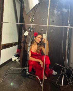 Nataliia Denysenko Instagram - З Днем Українського кіно 🎥 
Це дійсно свято для мене !!! Бо без українського кіно-телевиробництва я не уявляю свого життя! 
Де і ким я тільки не була !!! 😅 
ОБООООЖНЮЮЮ ВСІМ СЕРЦЕМ ЦЮ СФЕРУ! 
Хай живе Українське кіно! Нехай процвітає!  Чудових нам сценаріїв, щедрих бюджетів, класних ролей…!!! 
Вірю в майбутнє нашого кіно 🙏🏻🤍