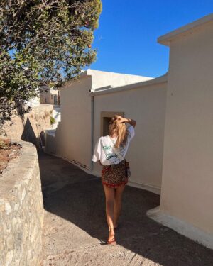 Natasa Exintaveloni Instagram - 