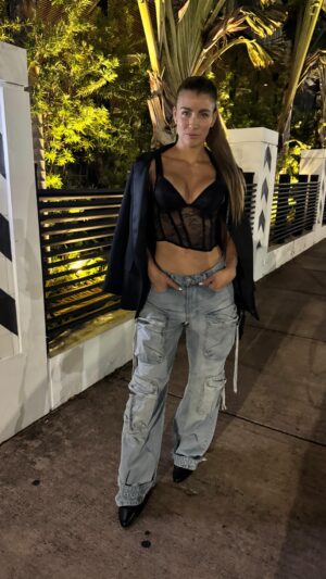 Natasha Domínguez Instagram - La noche de anoche✨🎊