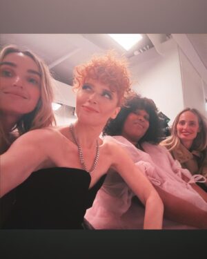 Natasha Lyonne Instagram - Hold your friends tight, kiddos! Date night c/o @khaite_ny & a chance to celebrate @mythmag & @vp. Thanks for the mvp beat @kristoferbuckle @ursulastephen. ✨