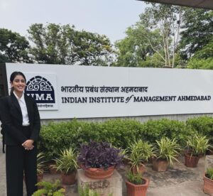 Navya Naveli Nanda Instagram - Dreams do come true 💫!!!!!! 

The next 2 years... with the best people & faculty! 

Blended Post Graduate Programme (BPGP) Class of 2026