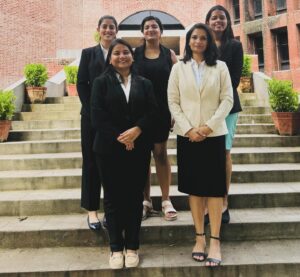 Navya Naveli Nanda Instagram - Dreams do come true 💫!!!!!! 

The next 2 years... with the best people & faculty! 

Blended Post Graduate Programme (BPGP) Class of 2026