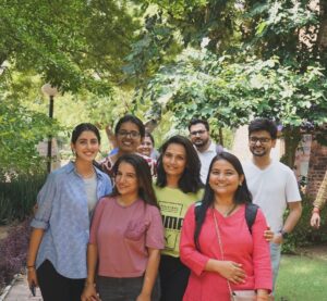 Navya Naveli Nanda Instagram - Dreams do come true 💫!!!!!! 

The next 2 years... with the best people & faculty! 

Blended Post Graduate Programme (BPGP) Class of 2026