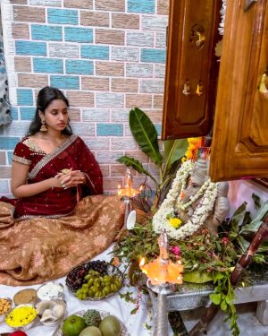 Neha Chowdary Endluri Instagram - Vinayaka chavithi subhakankshalu 🙏😇 #swipe 

#neha_nani #nehachowdary #vinayachavithi #ganeshchaturthi