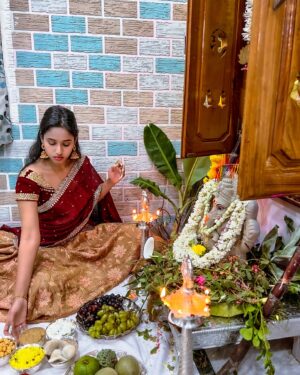 Neha Chowdary Endluri Instagram - Vinayaka chavithi subhakankshalu 🙏😇 #swipe 

#neha_nani #nehachowdary #vinayachavithi #ganeshchaturthi