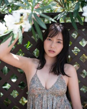 Nene Shida Instagram - 👀
発売中の週刊FLASH、ご覧いただけましたか？\(//∇//)\

既にゲットしてくれた方々ありがとうございます😊
感想ニコニコしながら読んでます☺︎

併せてデジタル写真集もリリースしています✨