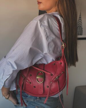 Nerea Camacho Instagram - Te puedes enamorar de un bolso ? @itta_jewels 
♥️🔥✨