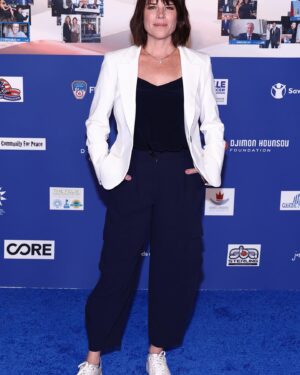 Neve Campbell Instagram - Honored that my sister-in-law @nevecampbell along with friends @billymagnussen & @ChristineEvangelista, showed up to support the @cfrelieffund #CFCHARITYDAY. Their dedication to this important cause means so much to all of us. Thank you for your incredible support on behalf of #BonfireWorksFoundation.Org @beaconbonfire 💙 #CANTORFITZGERALDRELIEFFUND @uscanuk Huge thank you to @edie.lutnick and Matthew Gilbert for including us on such a profound day.