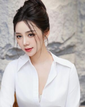 Nguyễn Quỳnh Instagram - 🦋