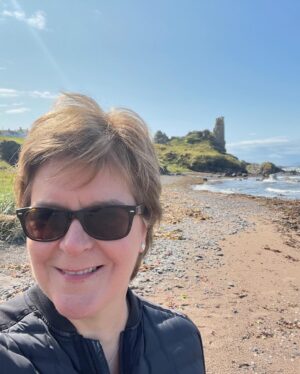 Nicola Sturgeon Instagram - Lovely impromptu visit to one of my favourite places in the world this afternoon - Dunure, where my grandparents lived and I spent a lot of my childhood.