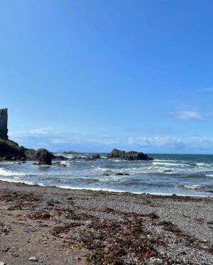 Nicola Sturgeon Instagram - Lovely impromptu visit to one of my favourite places in the world this afternoon - Dunure, where my grandparents lived and I spent a lot of my childhood.